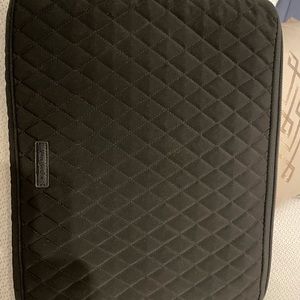 Vera Bradley laptop sleeve carrying case
